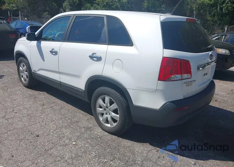 2013 Kia Sorento Lx z USA, uszkodzony, nr VIN 5XYKTCA61DG322344